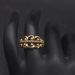 Avon 1977 French Filigree Ring Gold Tone Size 4.75